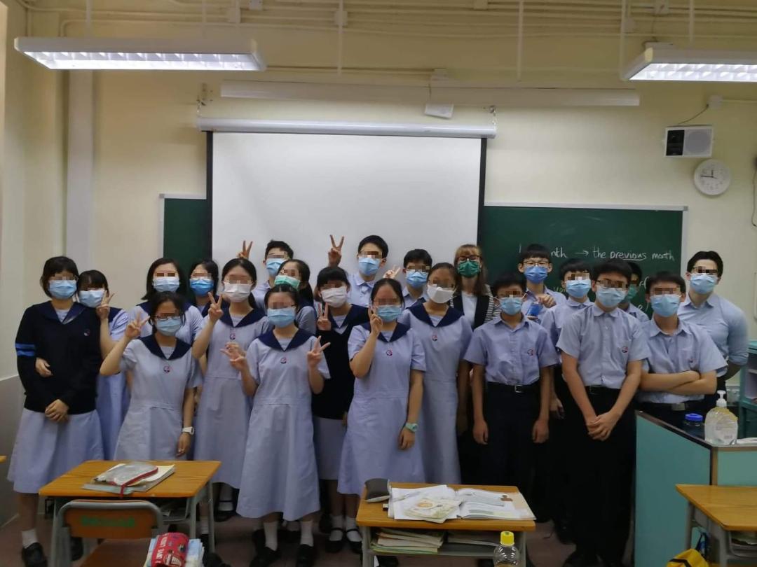 Form 2 farewell — full class photo